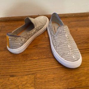 Rothy's style slip on shoes